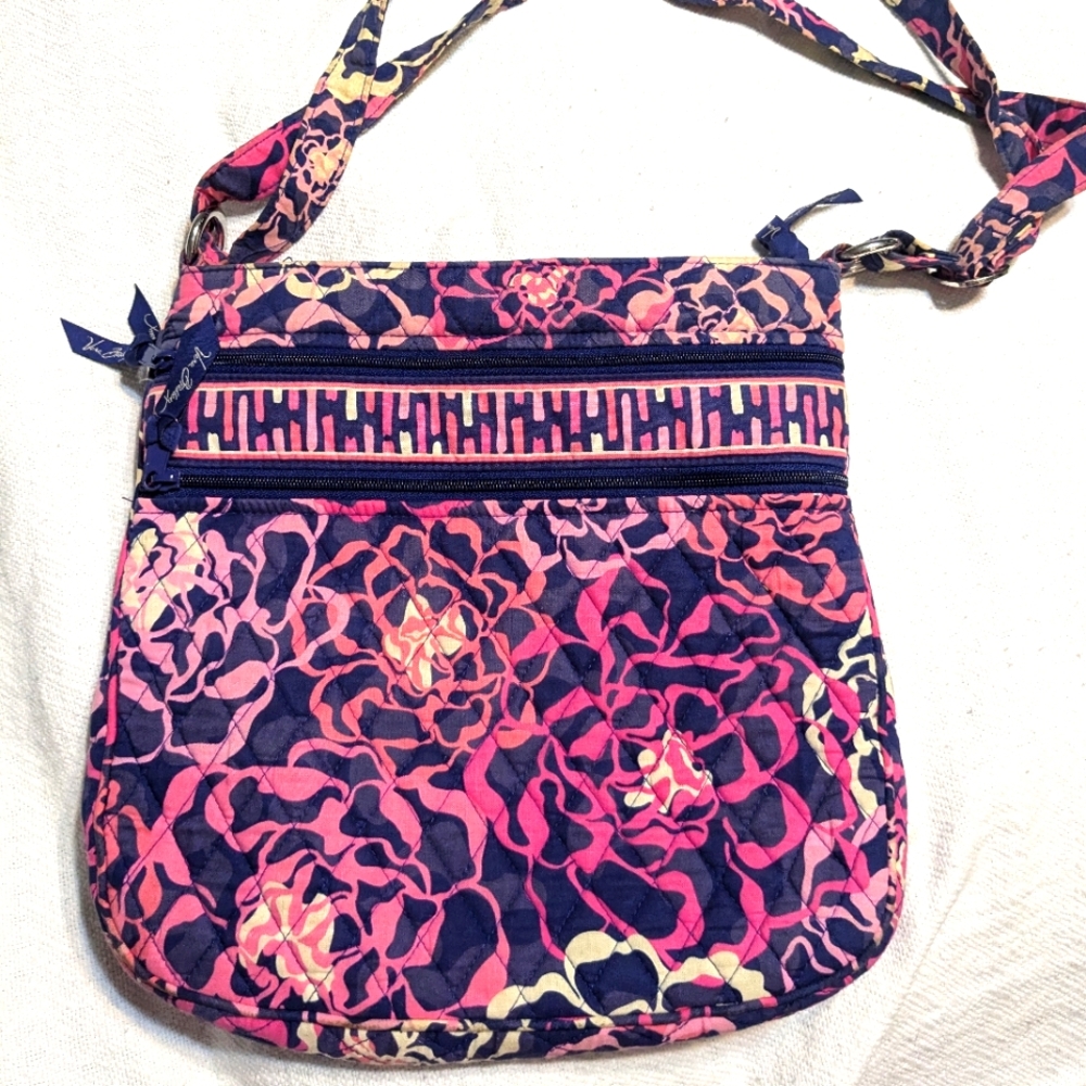 Vera Bradley Triple zip hipster in Katalina Pink